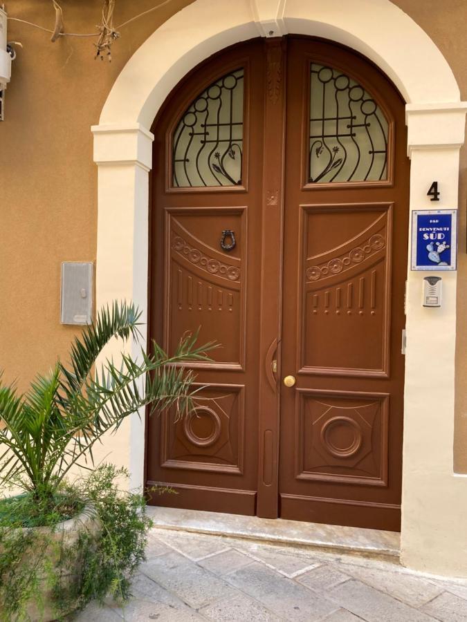 Benvenuti Al Sud Bed & Breakfast Brindisi Exterior photo